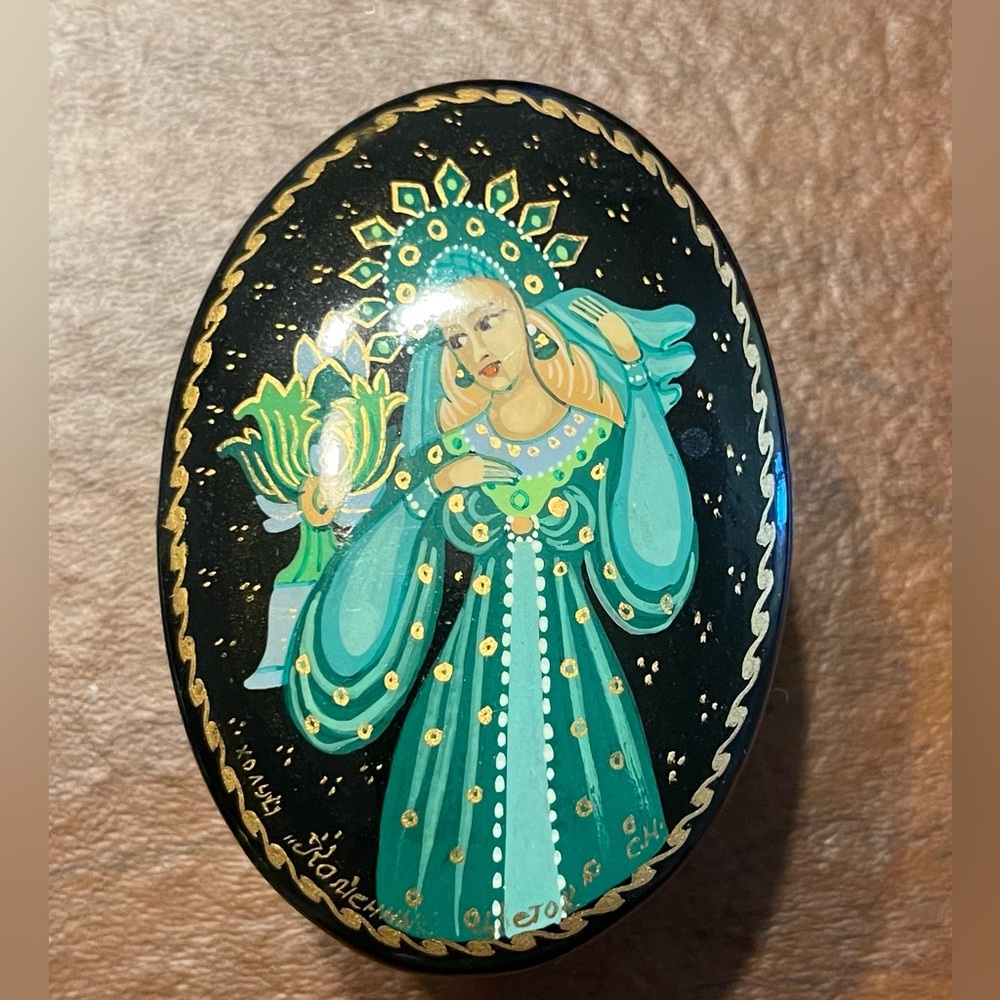 Vintage Hand-Painted Russian Decorative Box